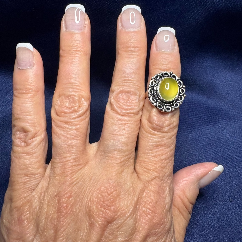 🤩Ring Chalcedony Agate Healing Gemstone Silver Setting Yellow Detailed Setting - Picture 6 of 6